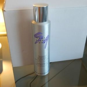 Monat dry shampoo